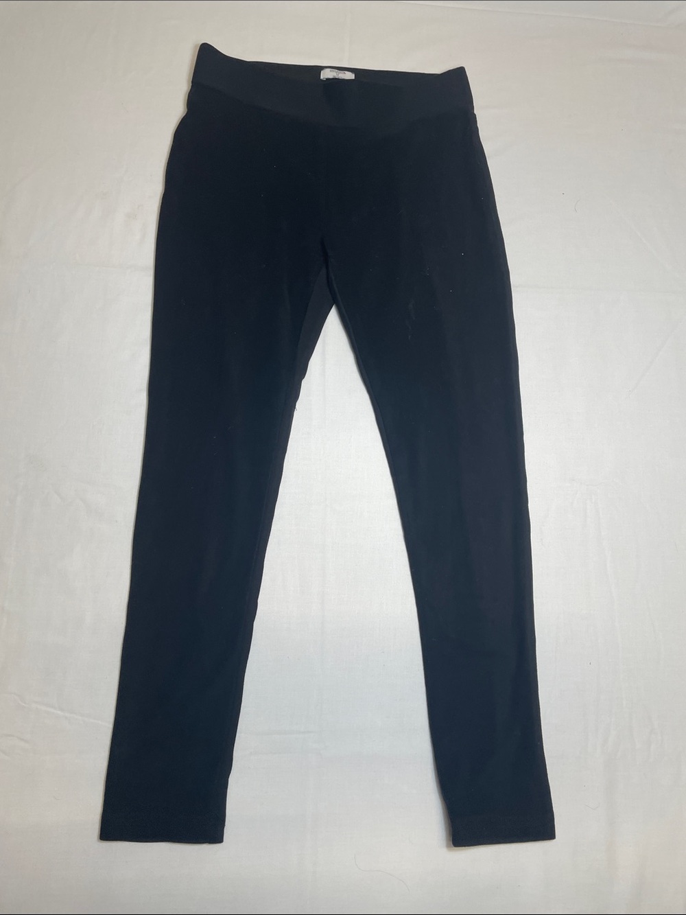 UNTUCKit Black Women's Stretch leggings structured minimalist M